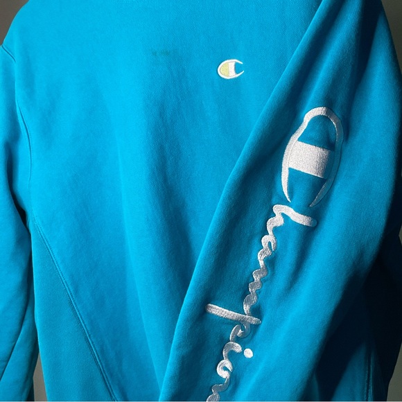 Champion Reverse Weave Embroidered Sweatshirt Medium - Picture 3 of 5